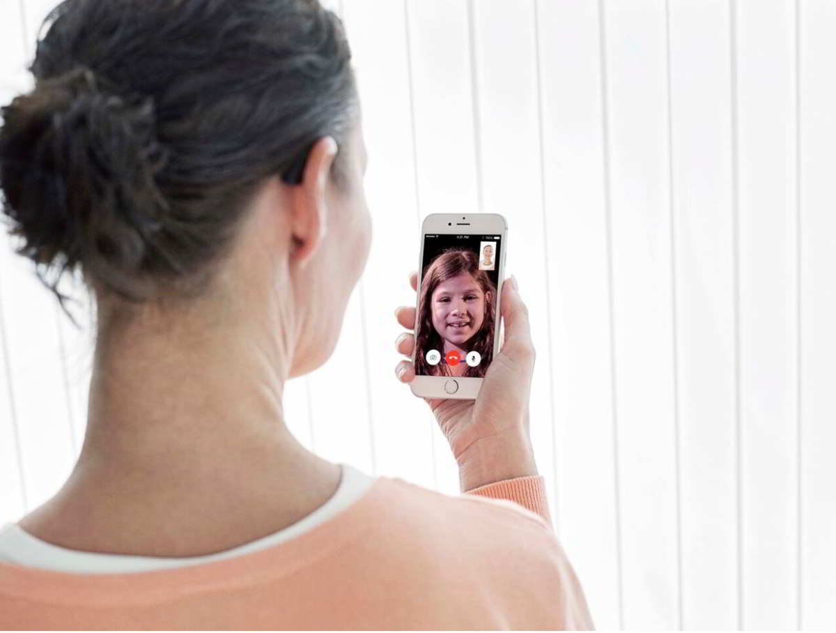 Kết nối trực tiếp tới điện thoại giúp nghe rõ ràng hơn